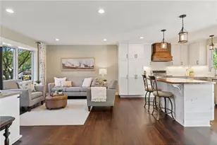 2404 Helena Ave N, Oakdale, MN 55128 - Photo 1