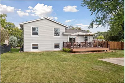 2404 Helena Avenue N, Oakdale, MN 55128 - Photo 37