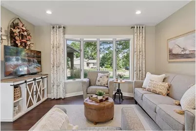 2404 Helena Avenue N, Oakdale, MN 55128 - Photo 7