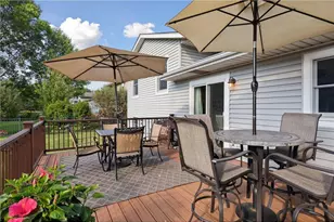 2404 Helena Ave N, Oakdale, MN 55128 - Photo 19