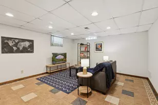 1922 Malvern St, Lauderdale, MN 55113 - Photo 19