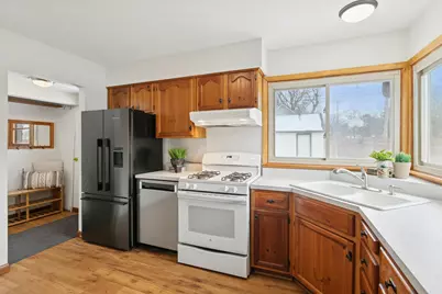 1922 Malvern Street, Lauderdale, MN 55113 - Photo 9