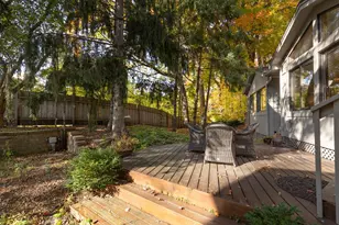 1110 Hollybrook Dr, Wayzata, MN 55391 - Photo 39