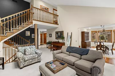 1110 Hollybrook Drive, Wayzata, MN 55391 - Photo 11