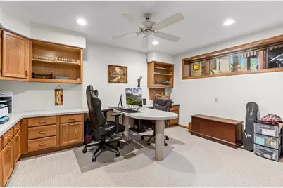 1110 Hollybrook Drive, Wayzata, MN 55391 - Photo 33