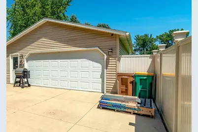 136 1st Avenue, Alden, MN 56009 - Photo 35