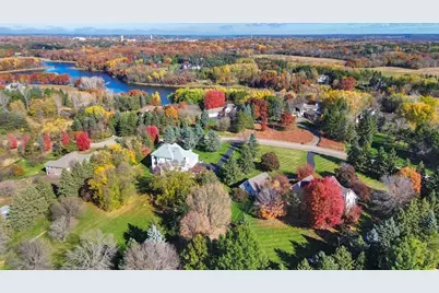 4270 McDonald Drive N, Stillwater, MN 55082 - Photo 35