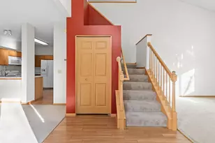 700 Kingfisher Ln, Woodbury, MN 55125 - Photo 13