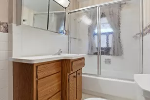 1261 4th St N, Fargo, ND 58102 - Photo 21