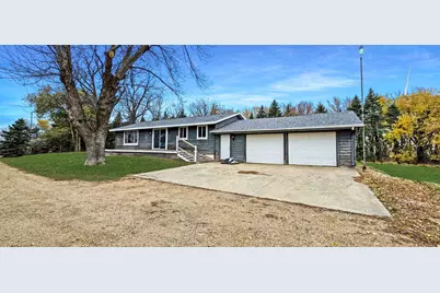 1540 10th Avenue, Woodstock, MN 56186 - Photo 1