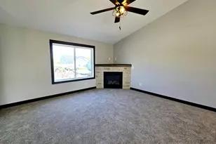 1427 Cullen St, Saint Peter, MN 56082 - Photo 9