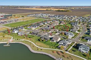 2141 38th St S, Moorhead, MN 56560 - Photo 67