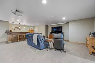 2141 38th St S, Moorhead, MN 56560 - Photo 37