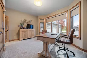 2141 38th St S, Moorhead, MN 56560 - Photo 31