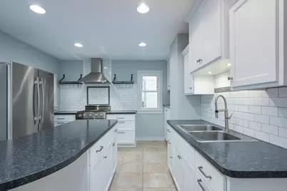 1764 Minnehaha Avenue W, Saint Paul, MN 55104 - Photo 11