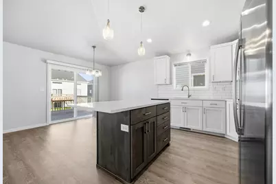 3767 Chinook Drive S, Fargo, ND 58104 - Photo 9