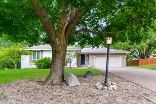 3820 Union Terrace Ln N, Plymouth, MN 55441 - Photo 1