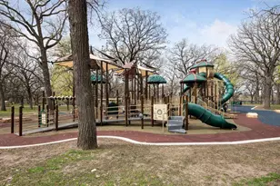 7429 Clinton Ave, Richfield, MN 55423 - Photo 39