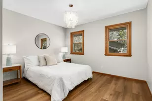 5124 Heritage Hills Dr, Bloomington, MN 55437 - Photo 17