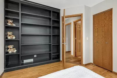 5124 Heritage Hills Drive, Bloomington, MN 55437 - Photo 21