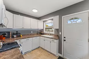 3844 Quail Ave N, Robbinsdale, MN 55422 - Photo 7