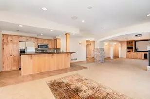 9031 Highview Ln, Woodbury, MN 55125 - Photo 33