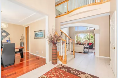 9031 Highview Lane, Woodbury, MN 55125 - Photo 7