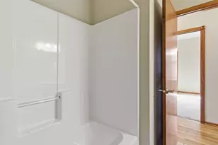 1330 N 10th St, Lake City, MN 55041 - Photo 23