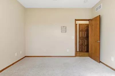 1330 N 10th Street, Lake City, MN 55041 - Photo 27