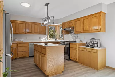 1136 County Road C2 W, Roseville, MN 55113 - Photo 7