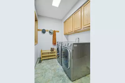 1136 County Road C2 W, Roseville, MN 55113 - Photo 13