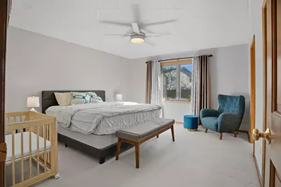 1136 County Road C2 W, Roseville, MN 55113 - Photo 15