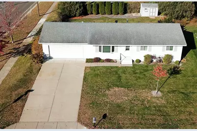 1356 21st Street W, Hastings, MN 55033 - Photo 1