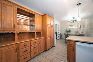 1835 Jamison Dr, Windom, MN 56101 - Photo 3