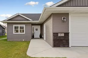 873 Escalade Ln SE, Owatonna, MN 55060 - Photo 5
