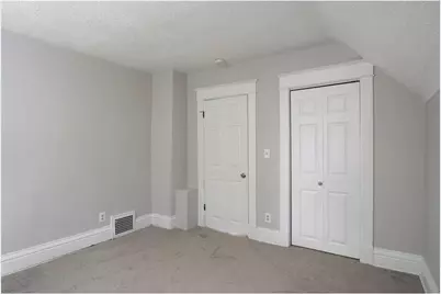 938 Cypress Street, Saint Paul, MN 55106 - Photo 17