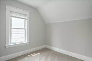 938 Cypress St, Saint Paul, MN 55106 - Photo 13