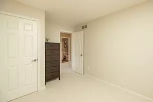 810 Foxcroft Cir SW, Rochester, MN 55902 - Photo 35