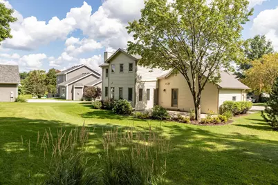 810 Foxcroft Circle SW, Rochester, MN 55902 - Photo 49