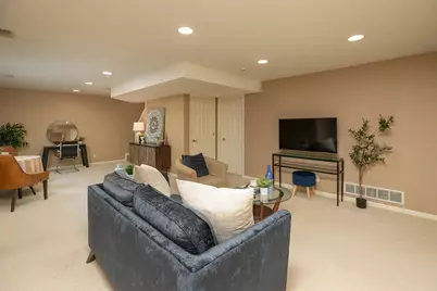 810 Foxcroft Circle SW, Rochester, MN 55902 - Photo 41