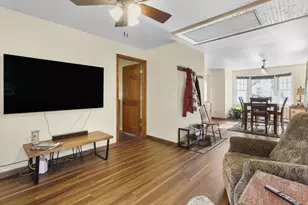 6924 Lakeview Dr, Lino Lakes, MN 55014 - Photo 9