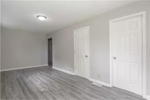 1183 Edgerton St, Saint Paul, MN 55130 - Photo 7