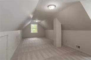 1183 Edgerton St, Saint Paul, MN 55130 - Photo 15