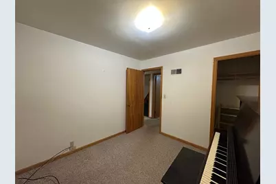 917 N McKenzie Street, Luverne, MN 56156 - Photo 9