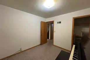 917 N McKenzie St, Luverne, MN 56156 - Photo 9