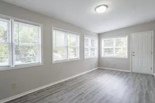 1132 Farrington St, Saint Paul, MN 55117 - Photo 11