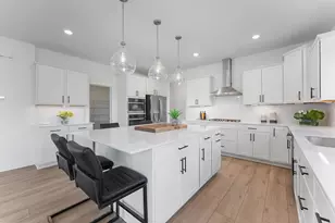 1872 Royal Blvd N, Lake Elmo, MN 55016 - Photo 9