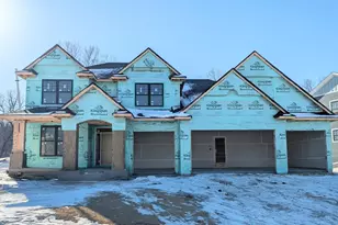 1872 Royal Blvd N, Lake Elmo, MN 55016 - Photo 1