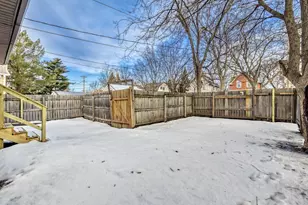 1501 Sherburne Ave Ave, Saint Paul, MN 55104 - Photo 23