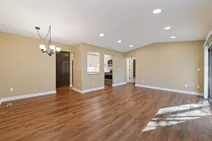 1150 Black Oaks Ln N, Plymouth, MN 55447 - Photo 9